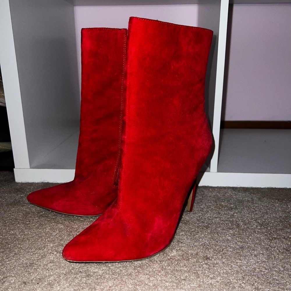 Steve Madden Boots Gem